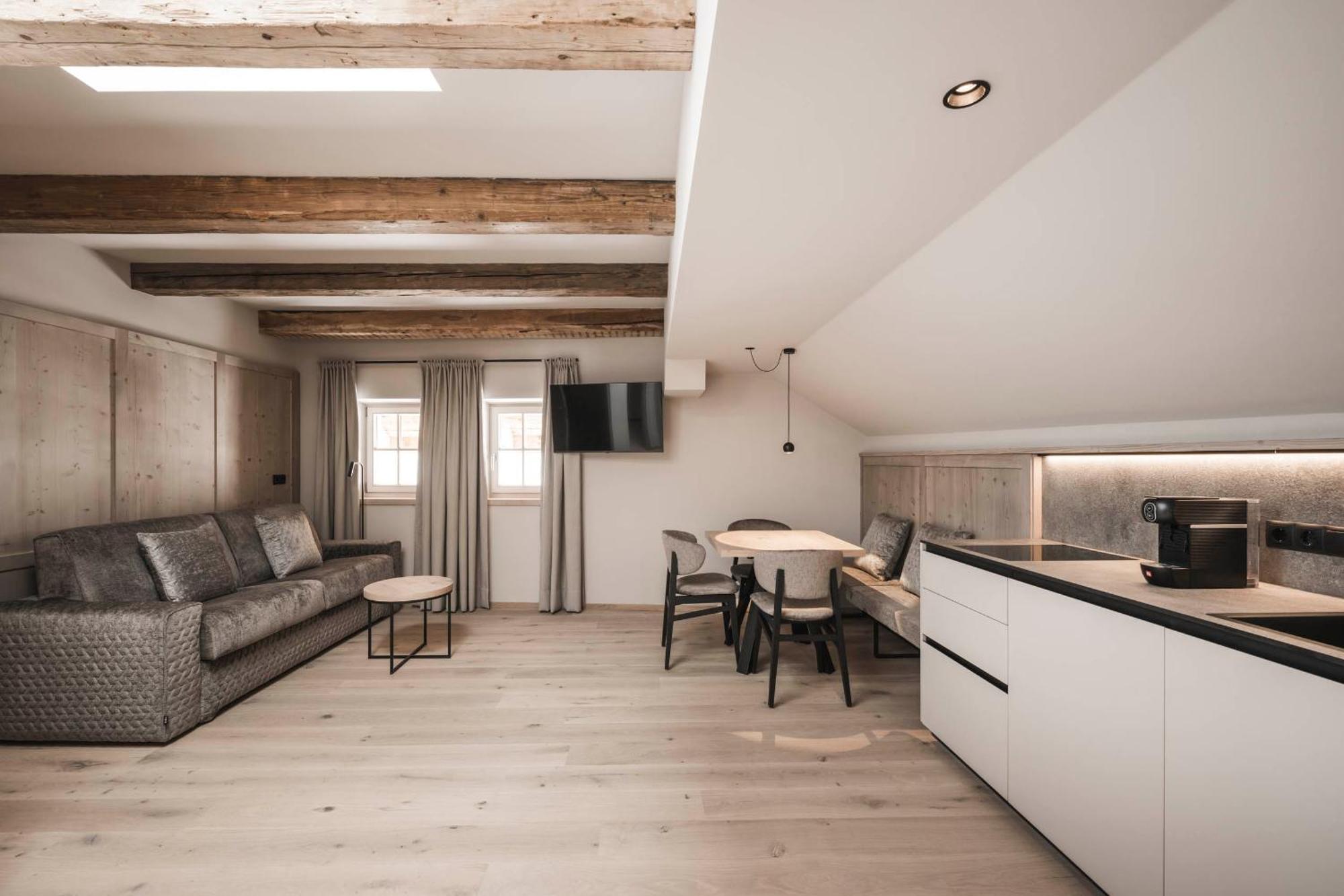 Hofergut Suites & Apartments Riscone Esterno foto