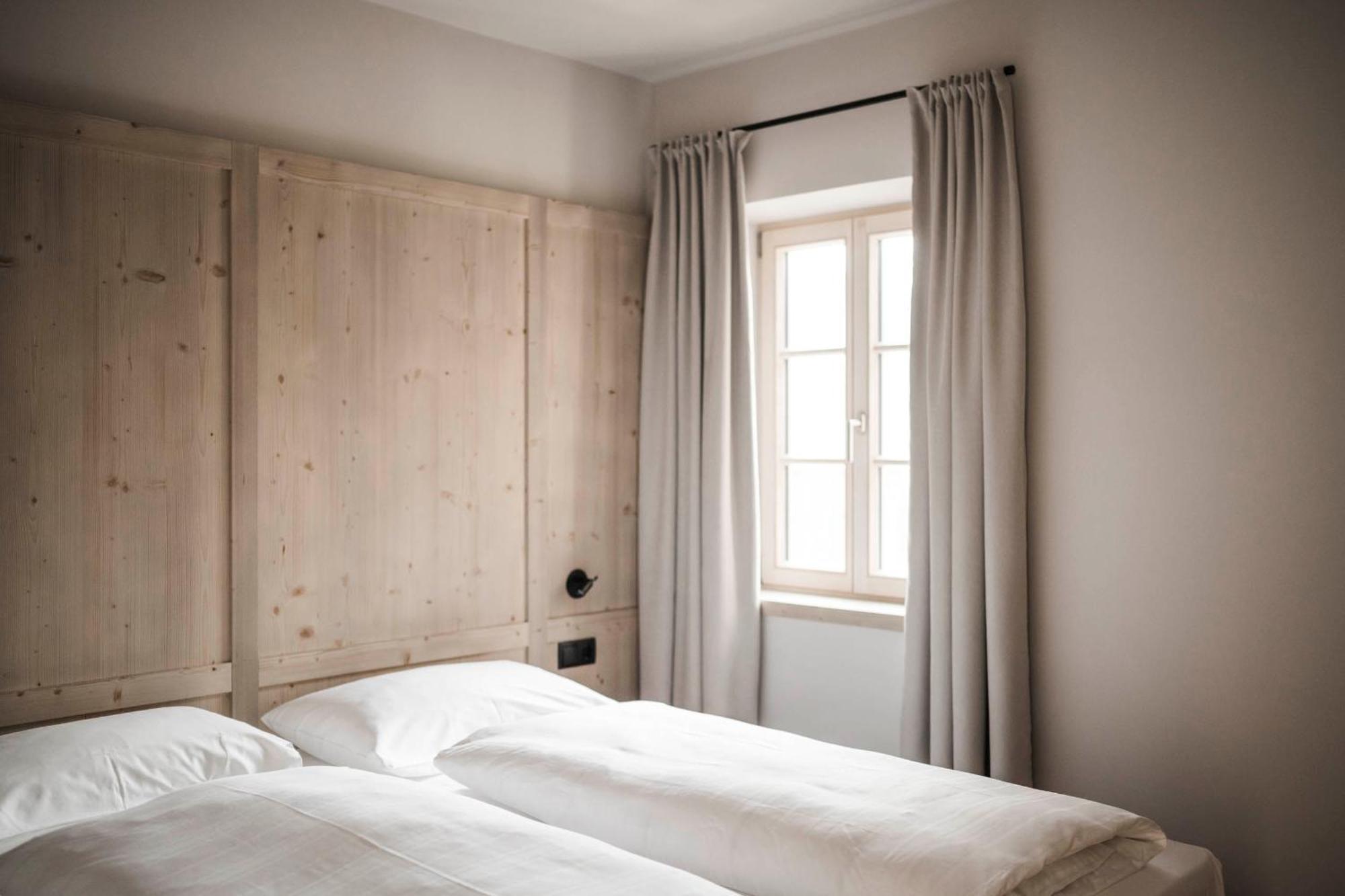 Hofergut Suites & Apartments Riscone Esterno foto