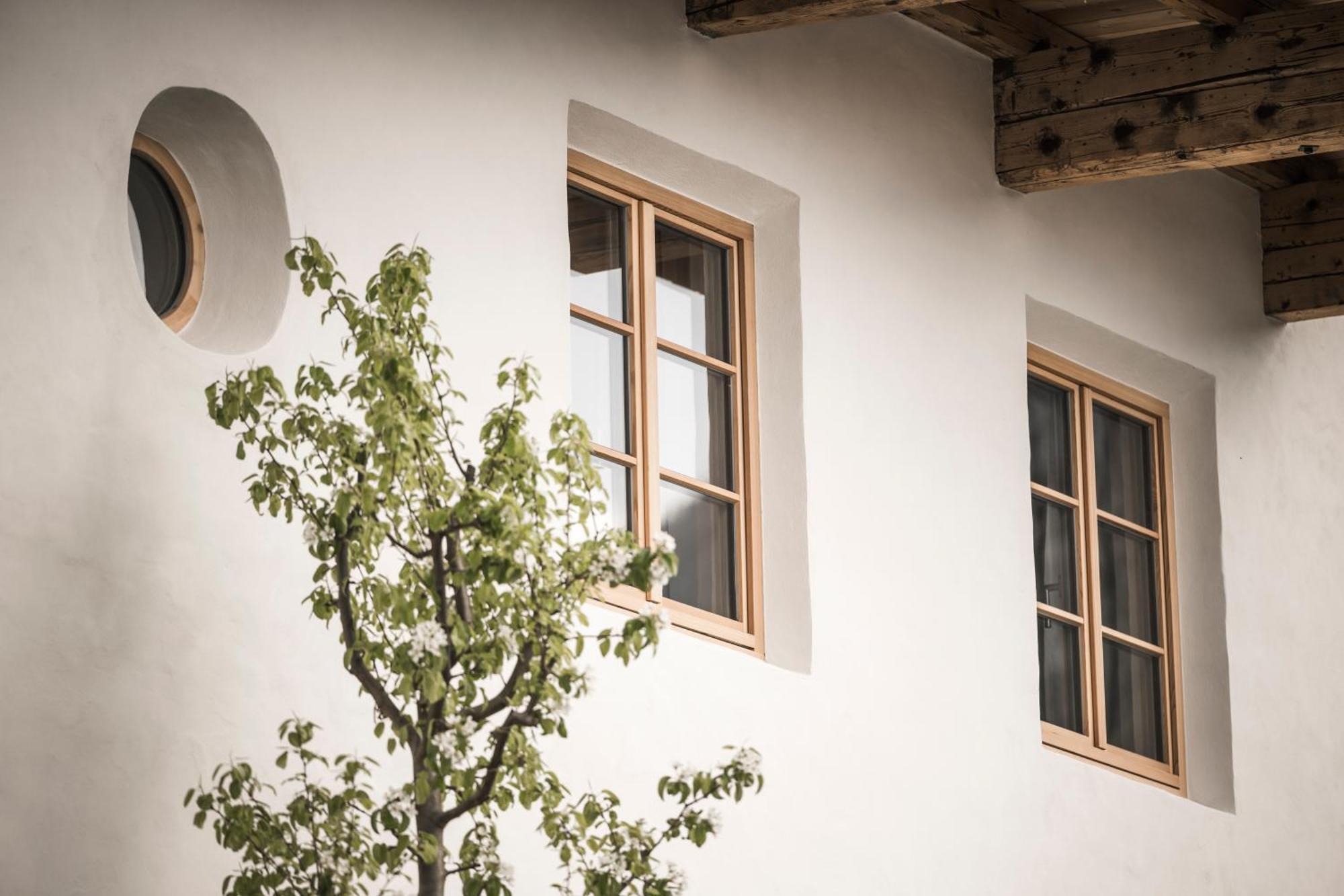 Hofergut Suites & Apartments Riscone Esterno foto